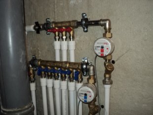 Качественная замена водопроводных труб в квартире